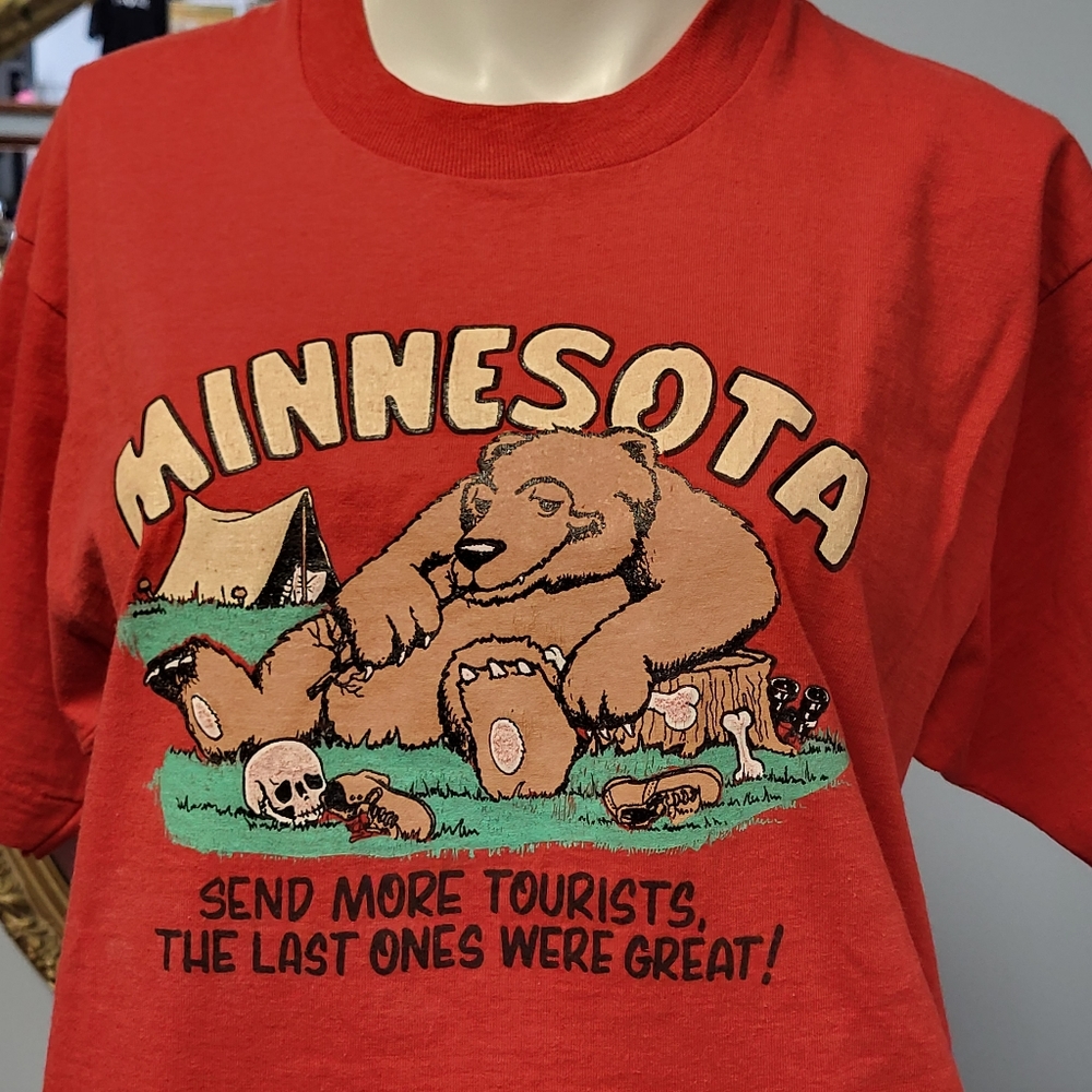 Vintage Minnesota funny tourist t-shirt novelty bear shirt L grunge punk